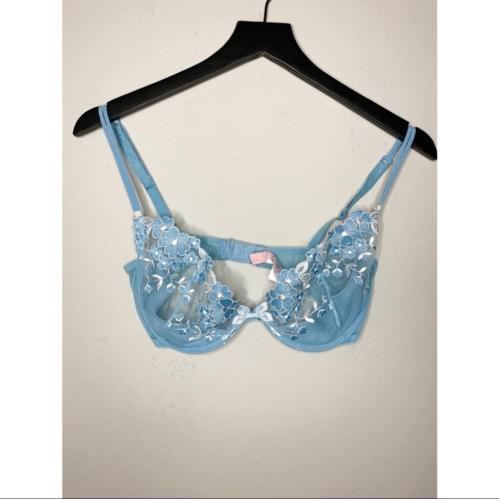 Victoria’s Secret Vintage Bra